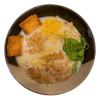 N°6. Vegan tonyu yasai ramen (vegano)