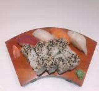 140. Uramaki Sésamo Y Nigiri
