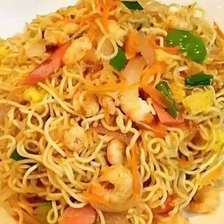 99A. Yakisopa frito mixto