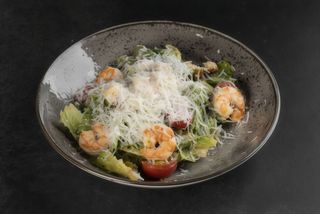 ЦЕЗАР ІЗ ТИГРОВОЮ КРЕВЕТКОЮ