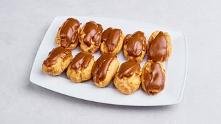 Mini eklerki karmelowe