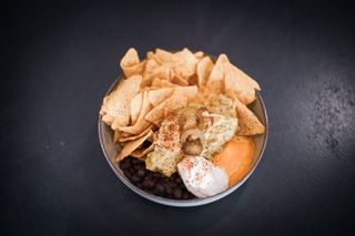 Ración de guacamole casero