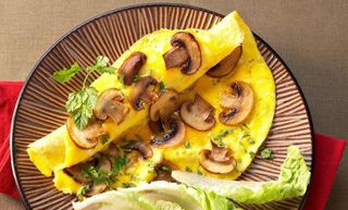 Ձվածեղ սնկով և պանրով