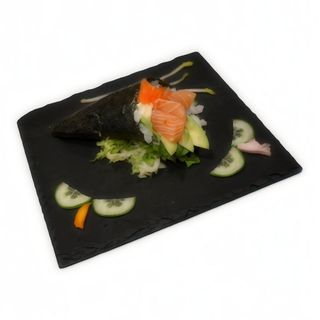 Temaki Salmón Con Aguacate