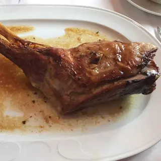 Paletilla De Lechal A Baja Temperatura