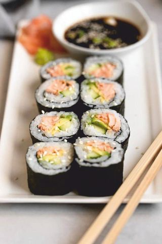 Кимбап с сосиской