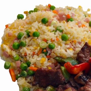 Combo 1 Arroz 3 delicias con ternera picantes 
