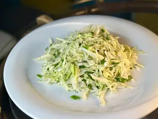 Салат з капустою (200g)