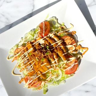 CRISPY CHICKEN SALAD 
