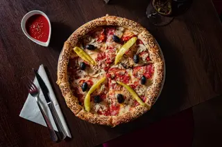 Peperoni pizza + Coca-Cola