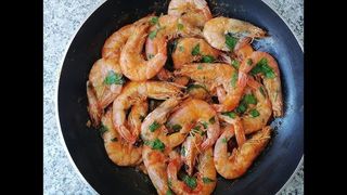 Camarão Frito com Alho