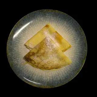 Clatite cu dulceata de capsuni
