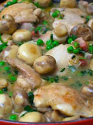 Пиле с гъби