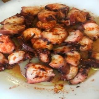 Pulpo A La Plancha