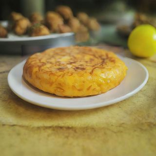 Tortilla De Patata Con Queso