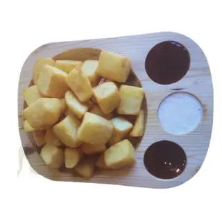 Patatas bravas con salsaturca