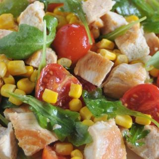 Insalatona Con Petto di Pollo 