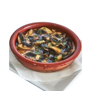 Champiñones al ajillo