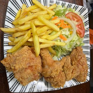 Menú 12 1/2 Pollo Broaster