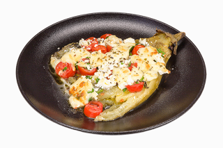 Патладжан със сирена микс и доматена салца(150г)