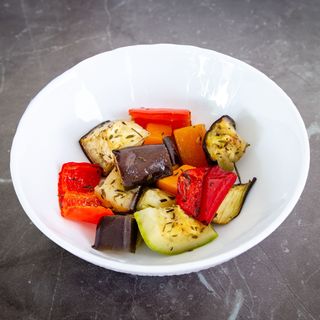 Pečeno šareno povrće