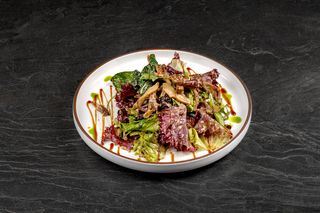 Теплый сливочный салат с говядиной (250г)