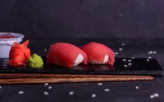 Нігірі з тунцем 1шт (32/15/10г)