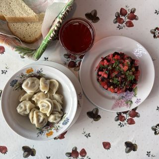 Комбо-сет 2 с пельменями и винегретом