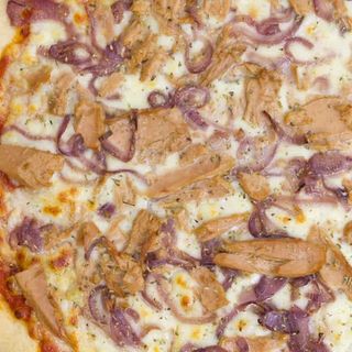 Pizza Tonno & Cipolla