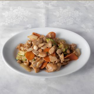 62. Pollo Con Almendras