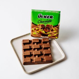 Ulker Czekolada z Calymi Pistacjami 65g