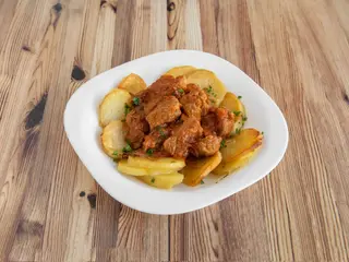 Carne Con Tomate