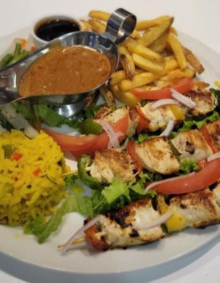 Plat brochettes poulet