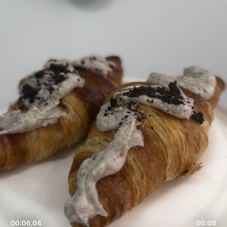 Croissant oreo