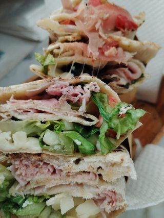 Piadina cotto e datterino