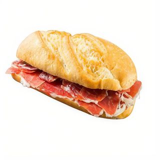 bocadillo de jamón serrano con pan con tomate
