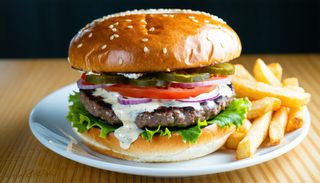 Хамбургер с телешко кюфте