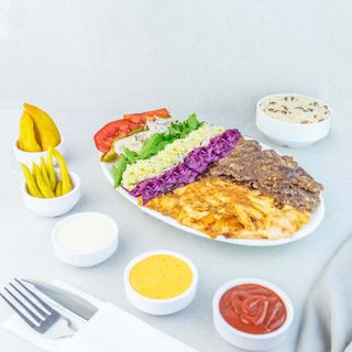 Farfurie mica cu orez amestec