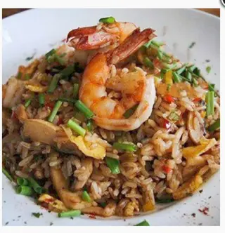 176c.Yakimeshi arroz con gambas 