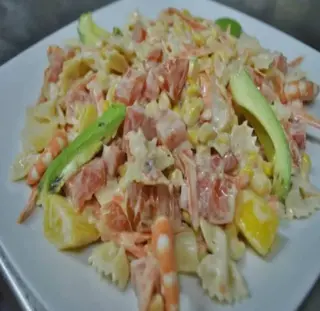 Ensalada Tropical De Pasta