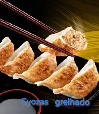 11.GYOZAS GRELHADO(12 PS)煎饺子