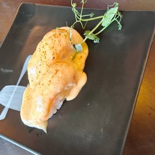 33.Nigiri salmone scottato