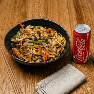 Thai Nouilles Poulet + Coca-Cola 33cl