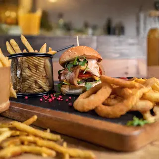 Embargo burger