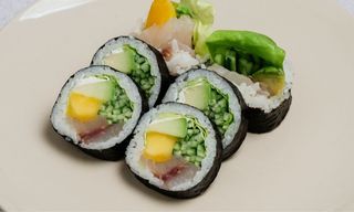 Futomaki dorada -6 szt-