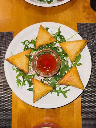 Sambusek De Pollo (3 Uds.)