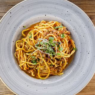 Pasta Fresca Con Salsa Boloñesa