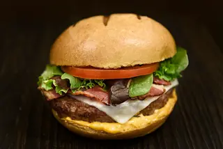 Burger Gastro CASUAL & Patatas Rustik