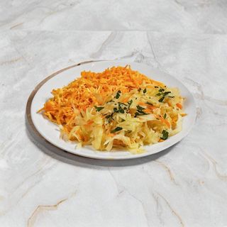 Surówka z białej kapusty