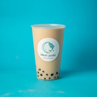 Tè nero al latte con tapioca